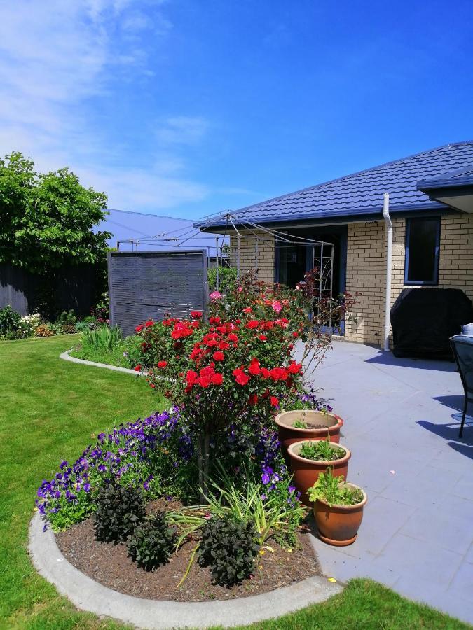 Perfect Home, Stunning Gardens - Aidanfield Gardens Bellissimo Christchurch Exterior foto